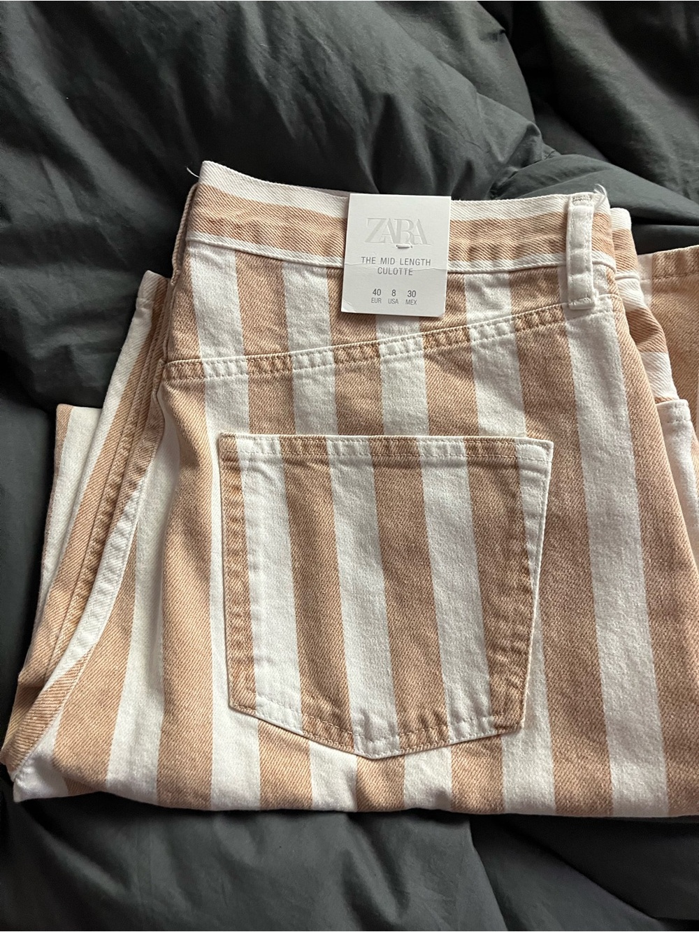 Zara Striped Mid-Length Culotte Jeans — White & Tan